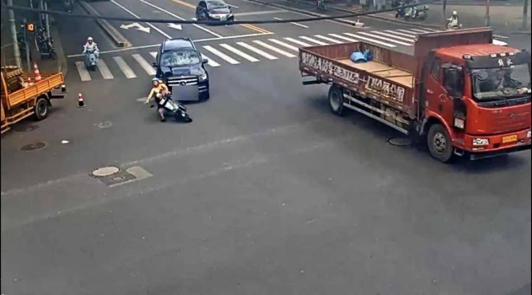 黄某被各平台拉黑，永久不得聘用