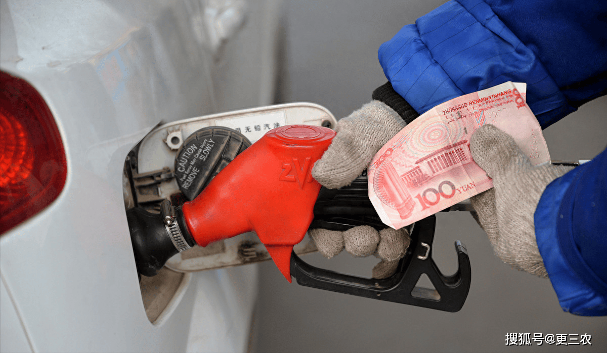 倒计时③天，油价预跌25元/吨，原油价格大降3%，下周油价或再降！