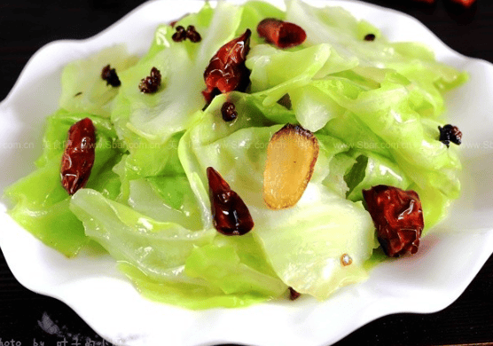炝炒圆白菜怎么做好吃又简单