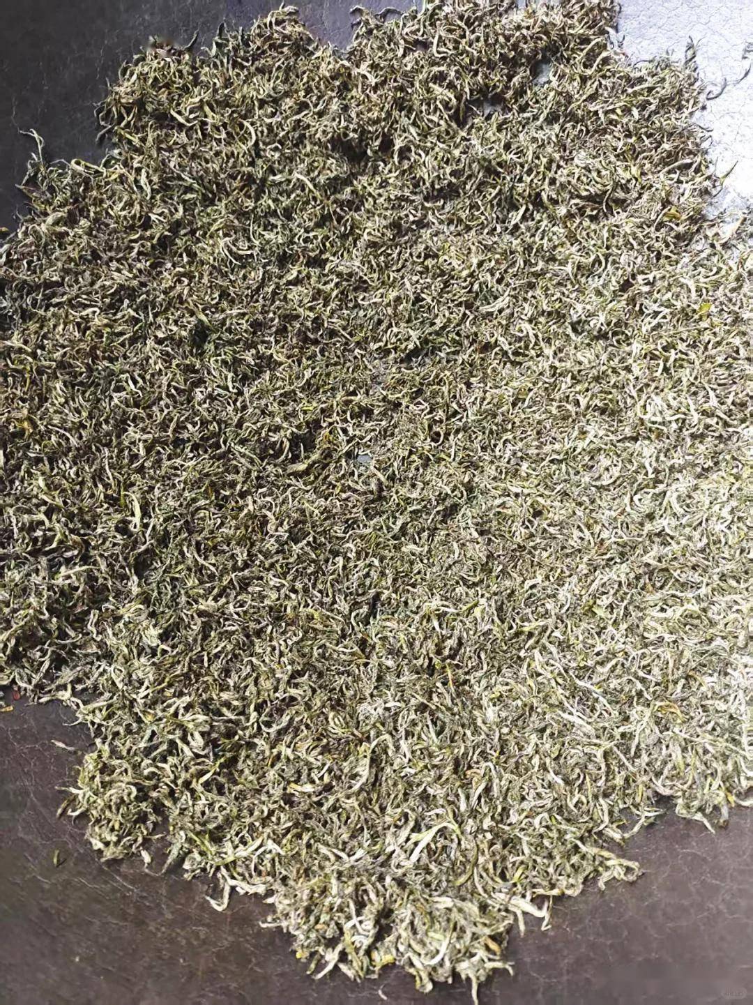 在家自己怎么炒茶叶？60年老茶农教你5步炒出春茶香，省钱又放心